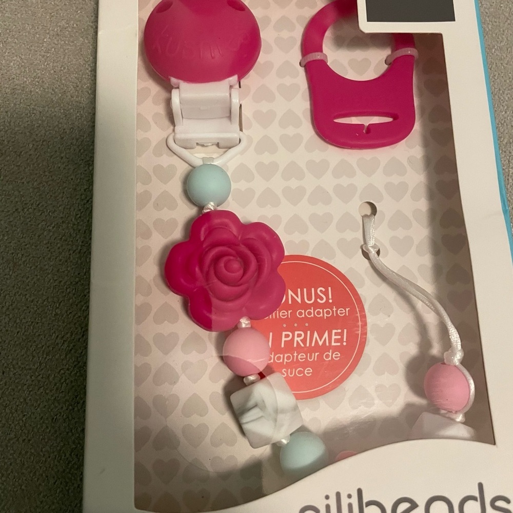 Kushies Silibeads Pacifier Clip - Picture 3 of 7